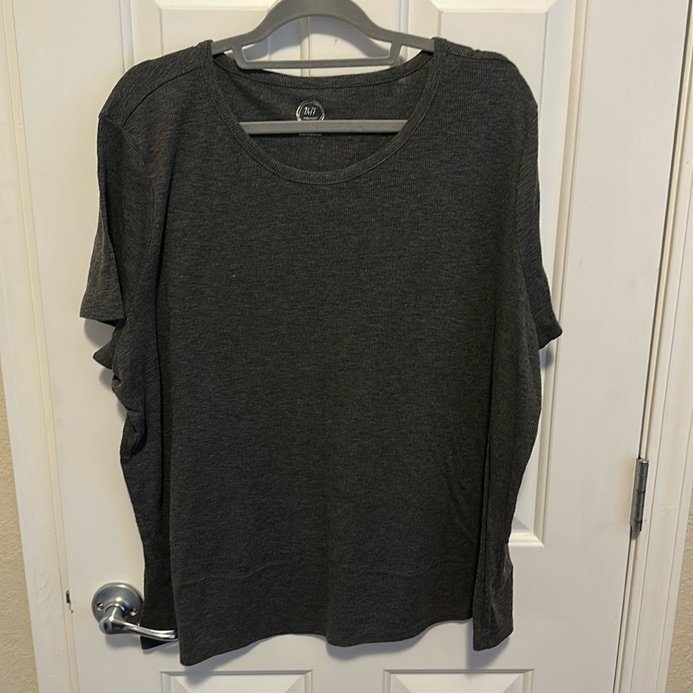 Maurice’s Ribbed 24/7 Tee